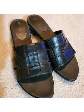 Nine & Co. Black Woven Slide Mules